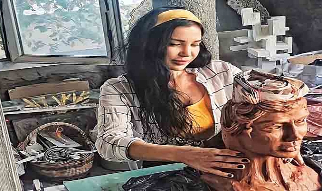 Dijitalin Ustası, Sanatın Yolcusu: Evren Şengüler ile Mücevherde Yeni Bir Çağ