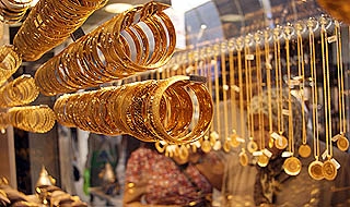 Altındaki düşüş kuyumcuyu sevindirdi, satışlarda yüzde 10 artış bekleniyor