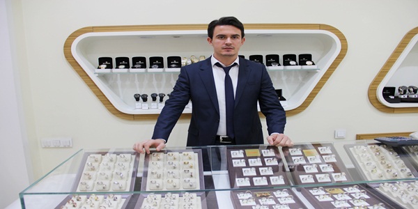 Kuyumcukent'in En Eskilerinden Arnia Gold
