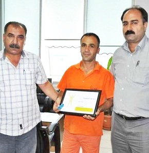 Temizliği en iyi yapan işçiye çeyrek altın